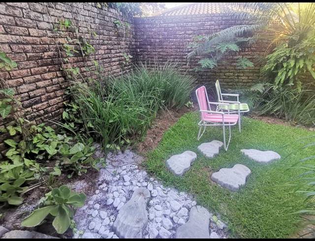 5 BEDROOM HOUSE FOR SALE IN UVONGO